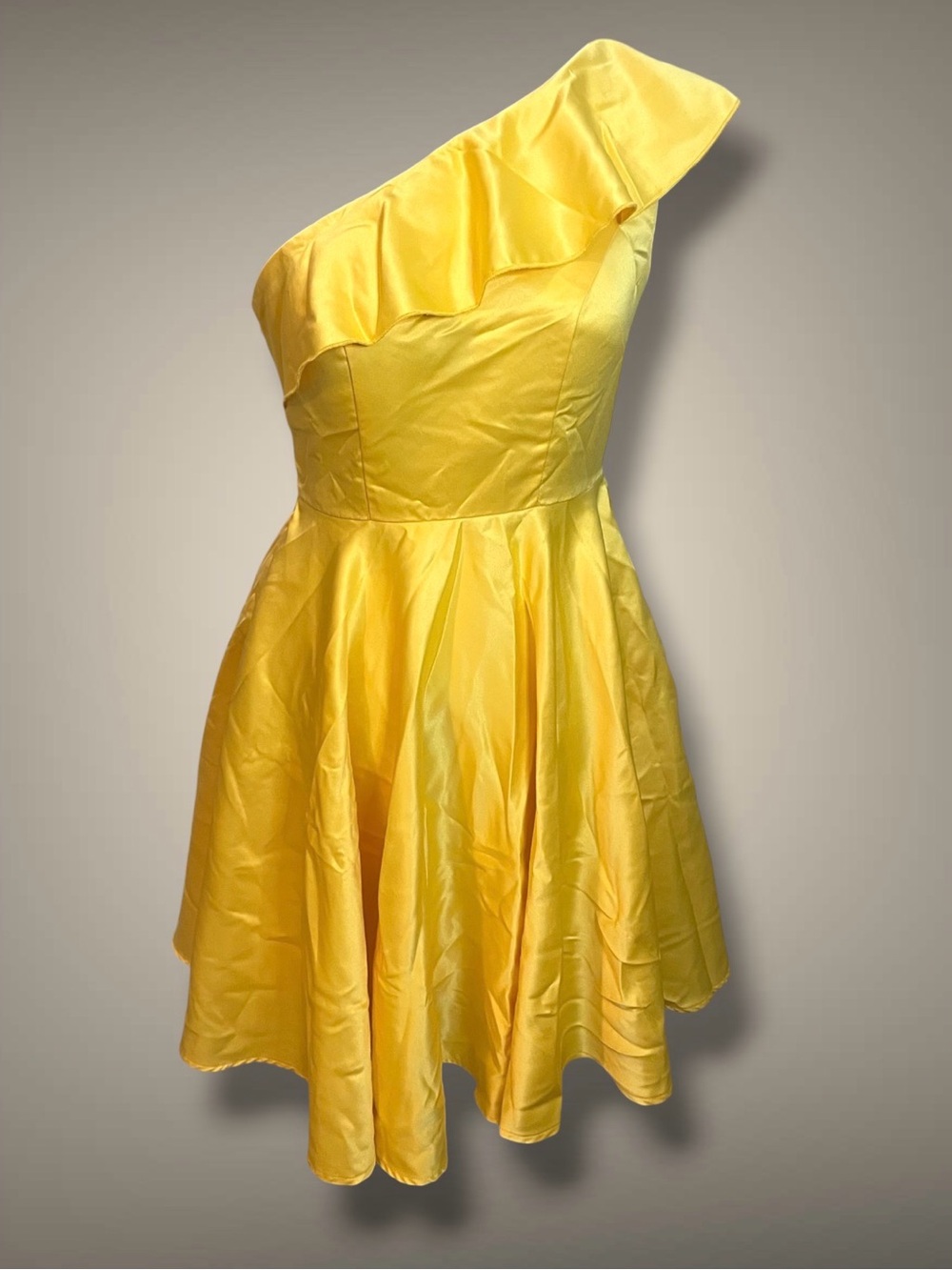 Elegant One-Shoulder Yellow Gold Fit & Flare Ruffle Layered Dress